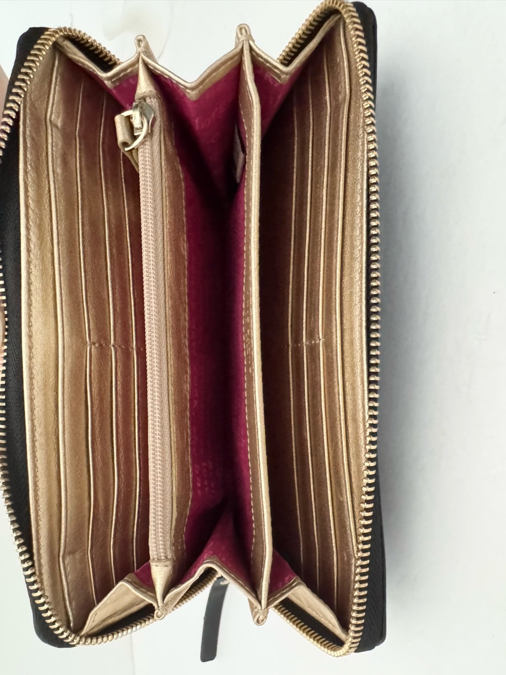 kate spade Chrissy Black Patent Wallet PWRU1184 - Picture 10 of 16